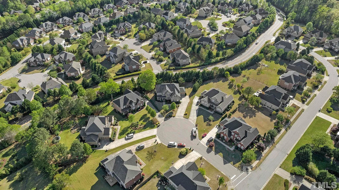 Caul Group-104-Tamarak-Wood-Court-42