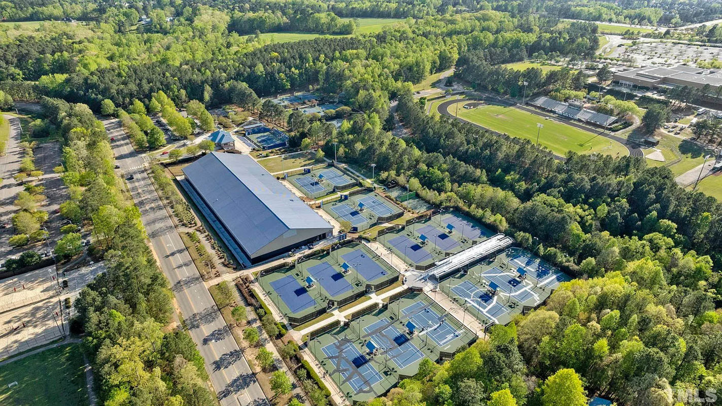 Caul Group-104-Tamarak-Wood-Court-48