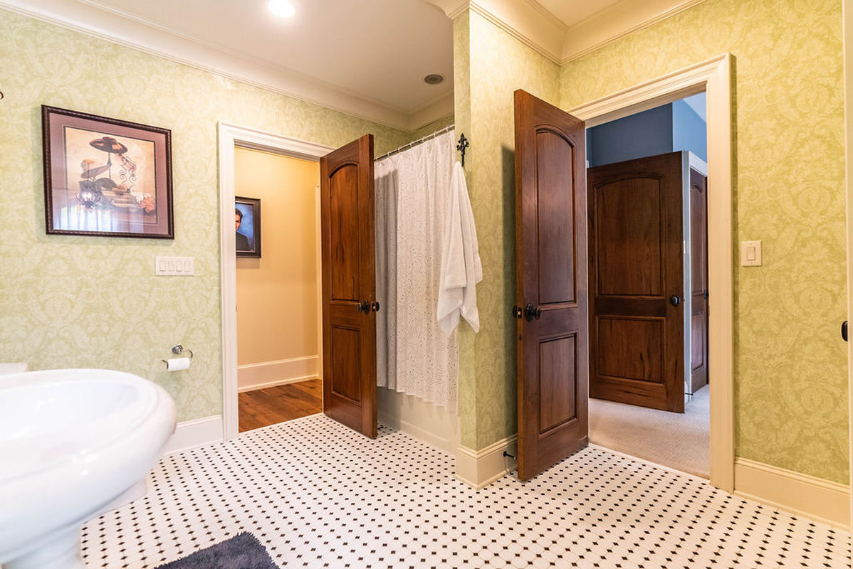 Caul Group-11213 Jonas Ridge-055