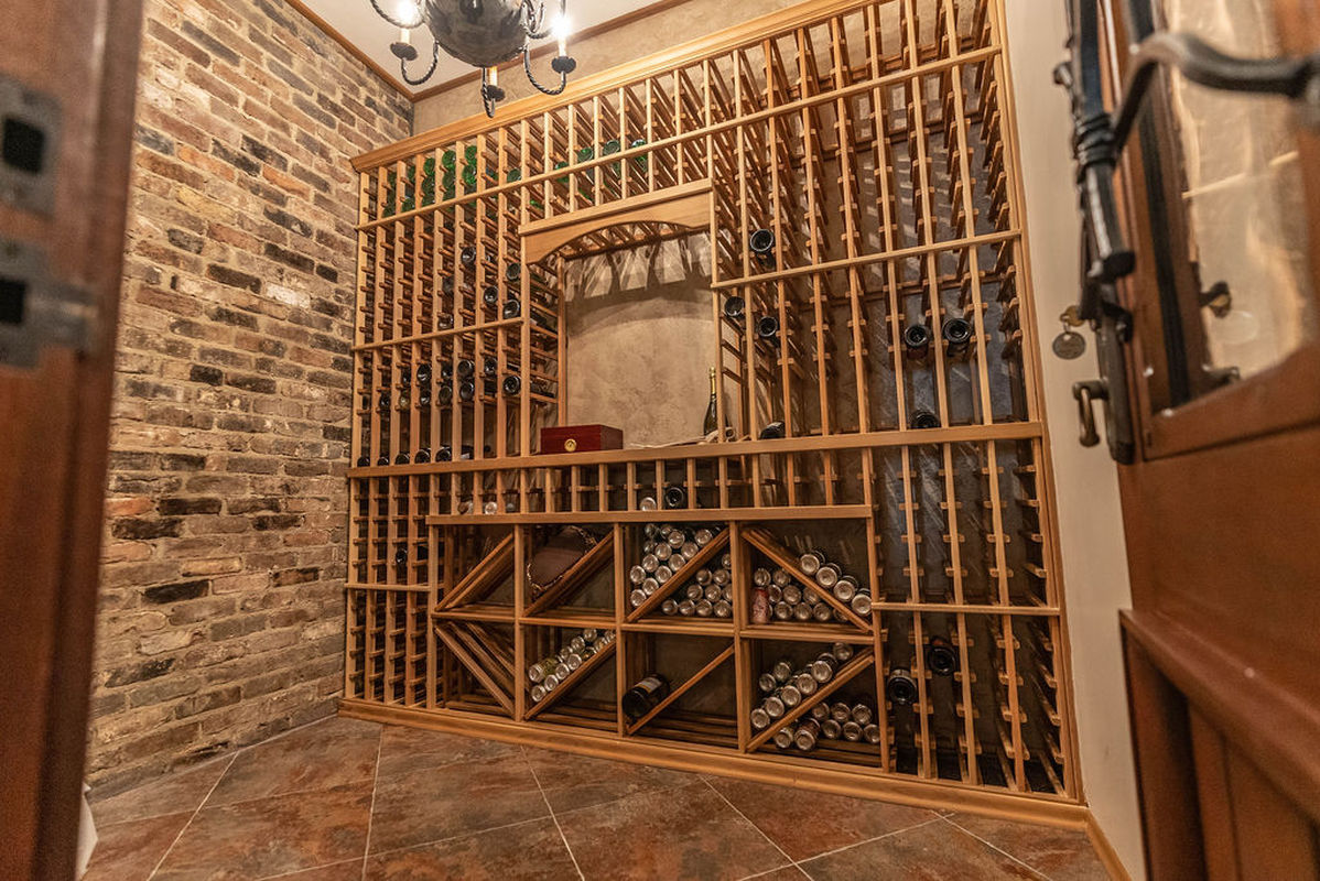 Caul Group-11213 Jonas Ridge-091