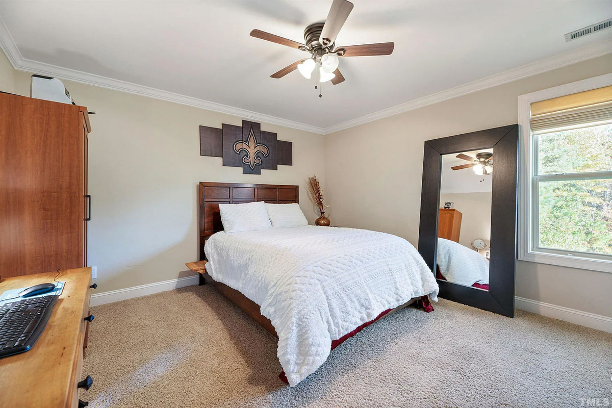 Caul-Group-1137-Hidden-Hills-Drive-25