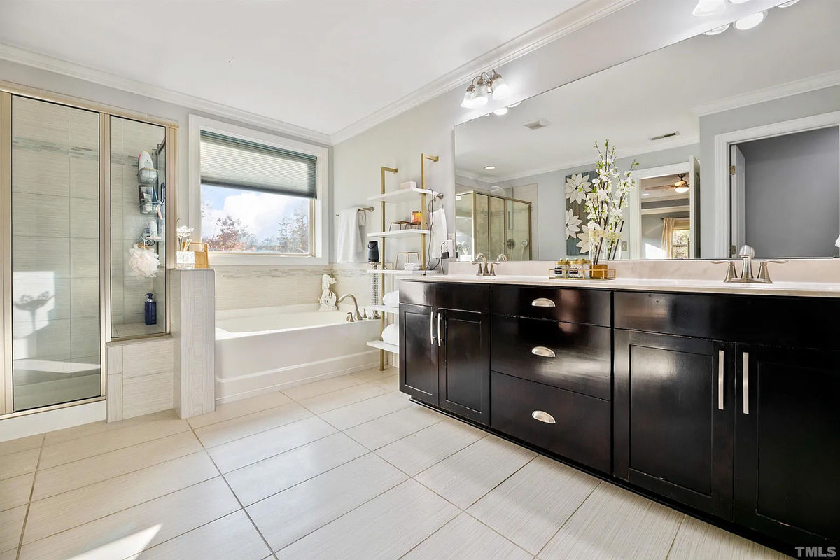 Caul-Group-1137-Hidden-Hills-Drive-36