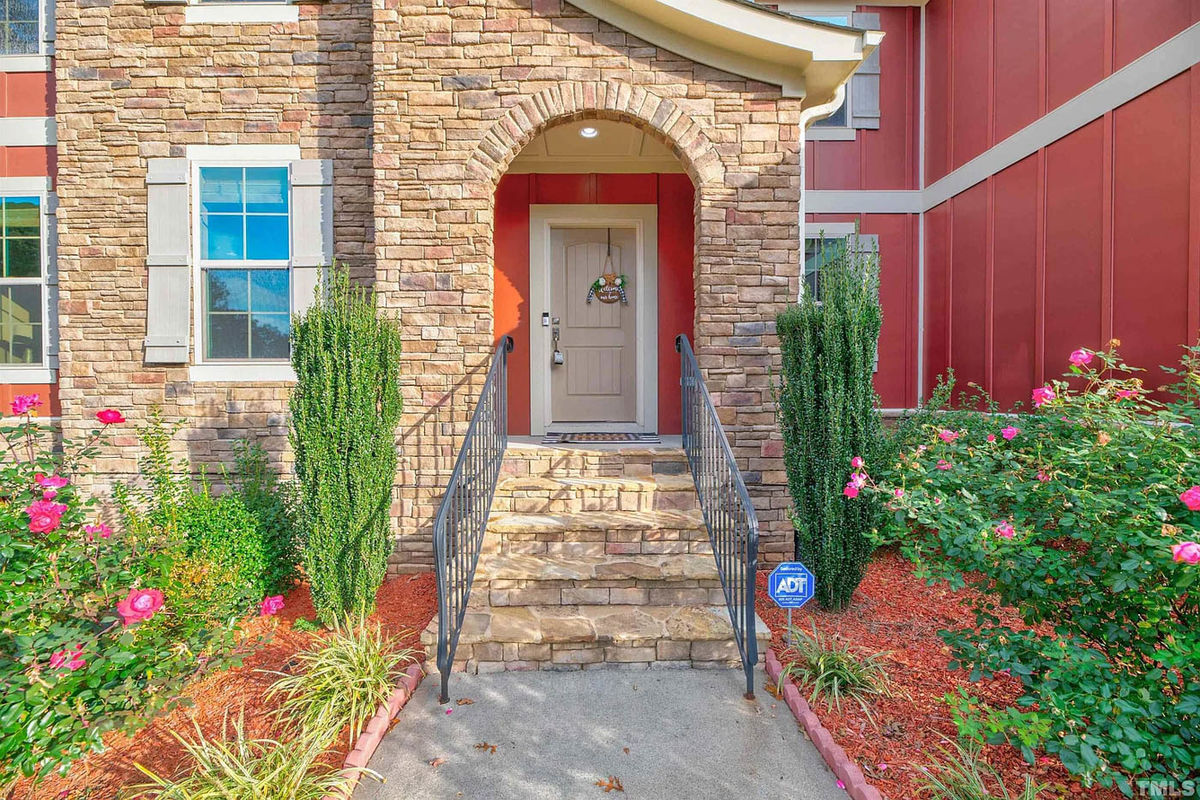 Caul-Group-1137-Hidden-Hills-Drive-4