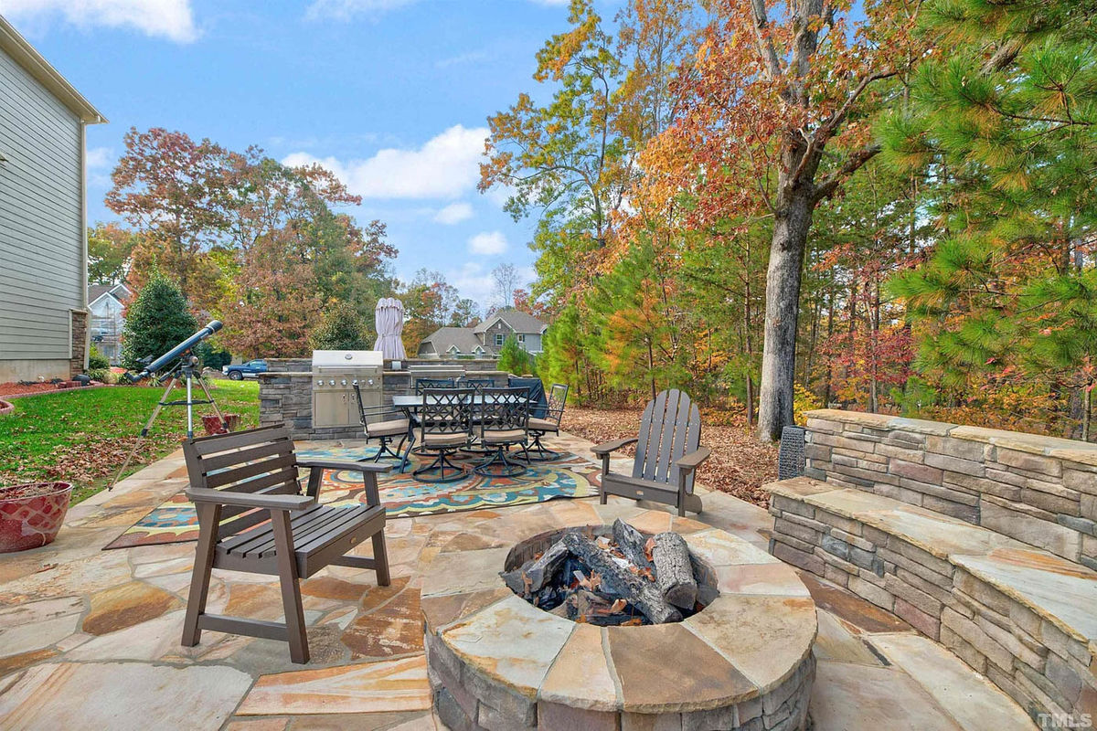 Caul-Group-1137-Hidden-Hills-Drive-41