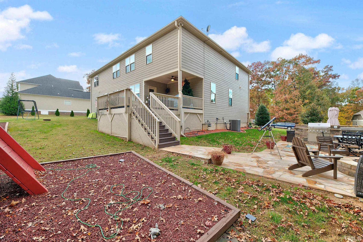 Caul-Group-1137-Hidden-Hills-Drive-42