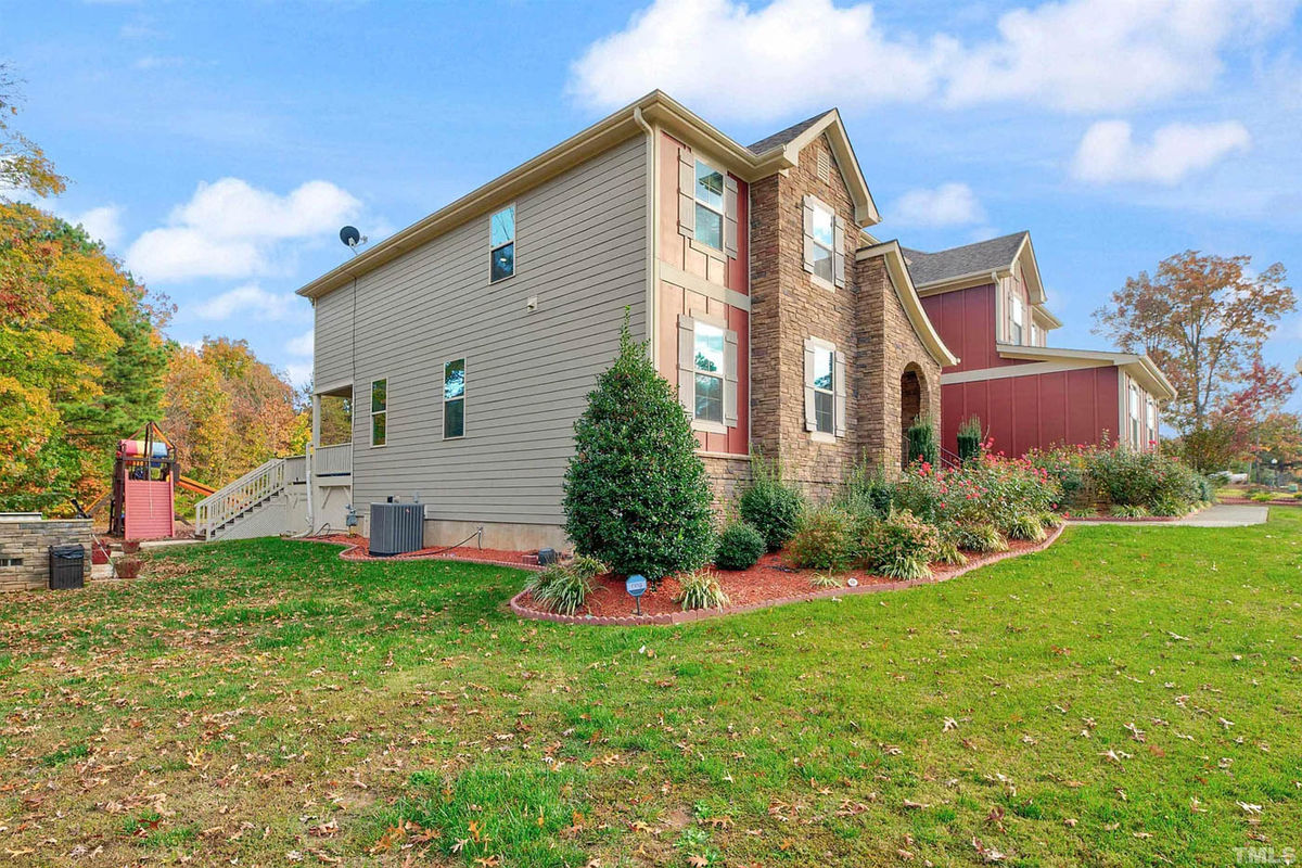 Caul-Group-1137-Hidden-Hills-Drive-45