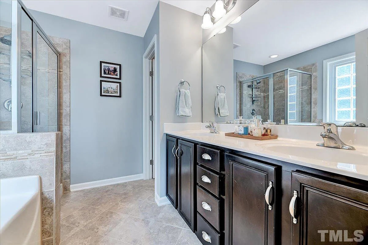 Caul-Group-1170-Marker-Drive-27