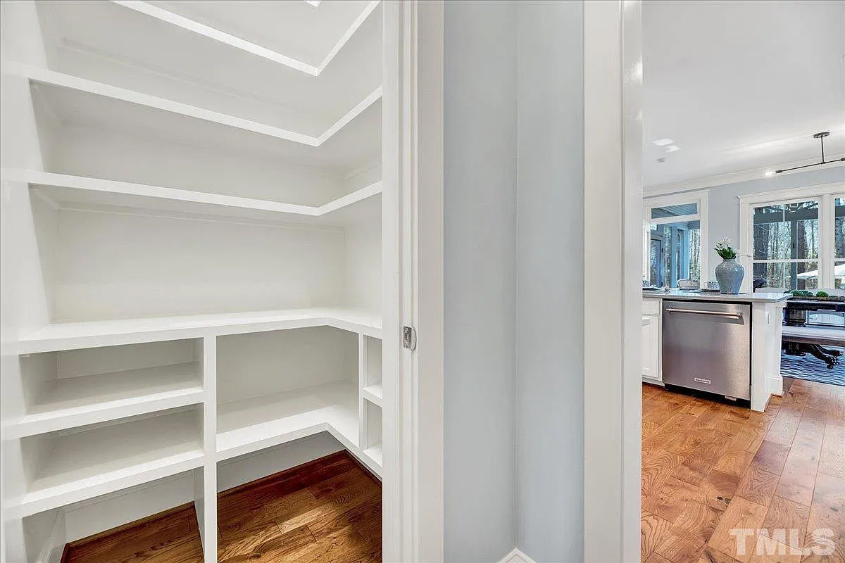 Caul-Group-121-Sunset-Oaks-Drive-12