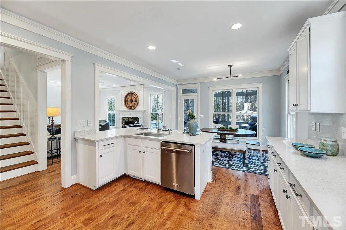 Caul-Group-121-Sunset-Oaks-Drive-14