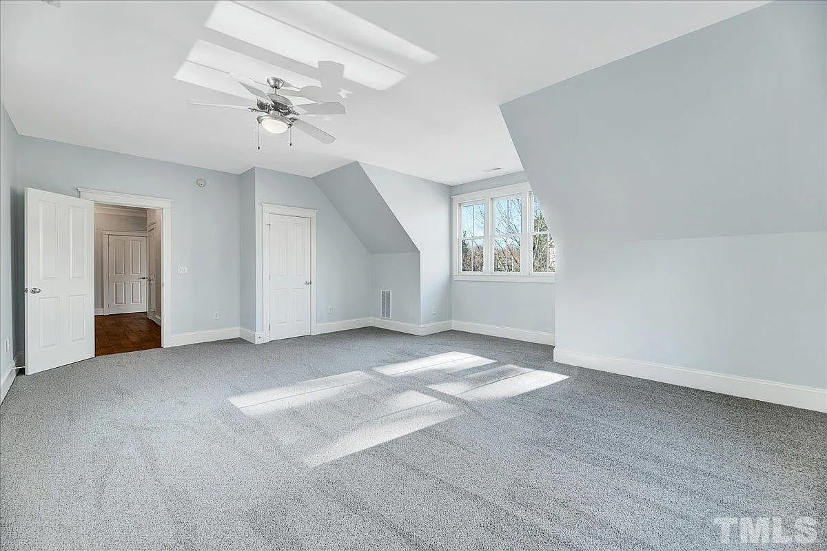 Caul-Group-121-Sunset-Oaks-Drive-37