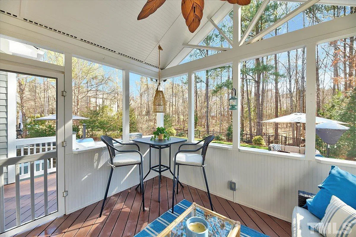 Caul-Group-121-Sunset-Oaks-Drive-47