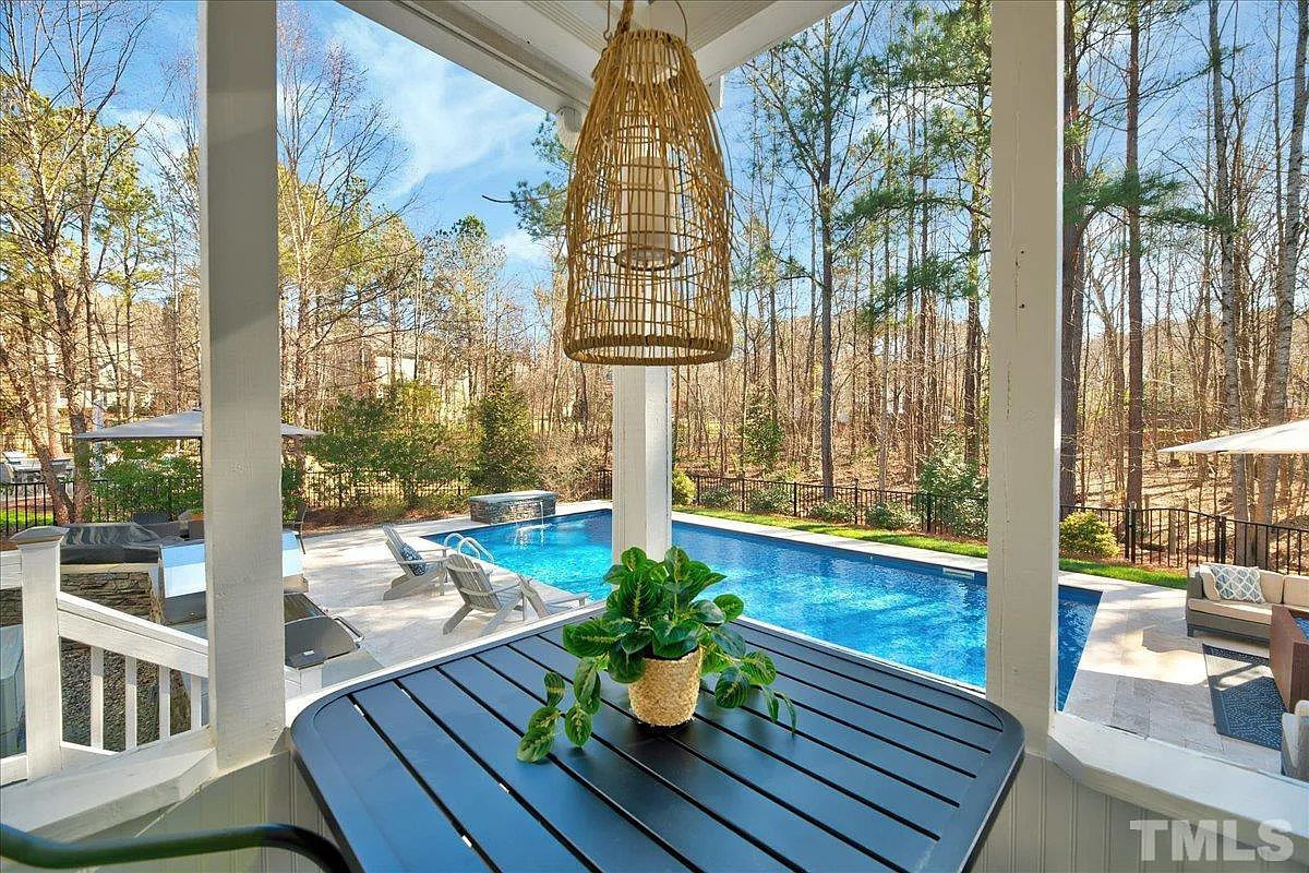 Caul-Group-121-Sunset-Oaks-Drive-48