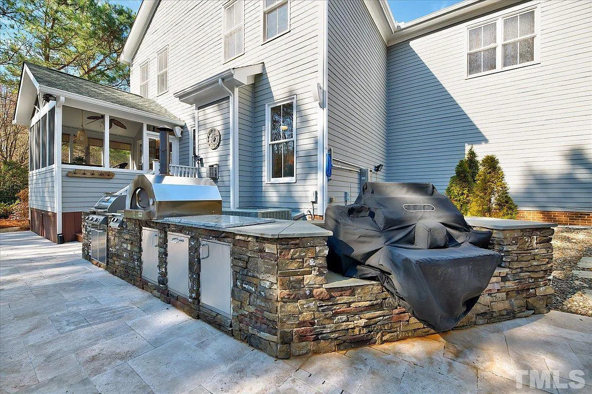 Caul-Group-121-Sunset-Oaks-Drive-53