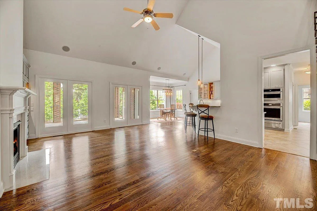 Caul-Group-1216-Shining-Water-Lane-15