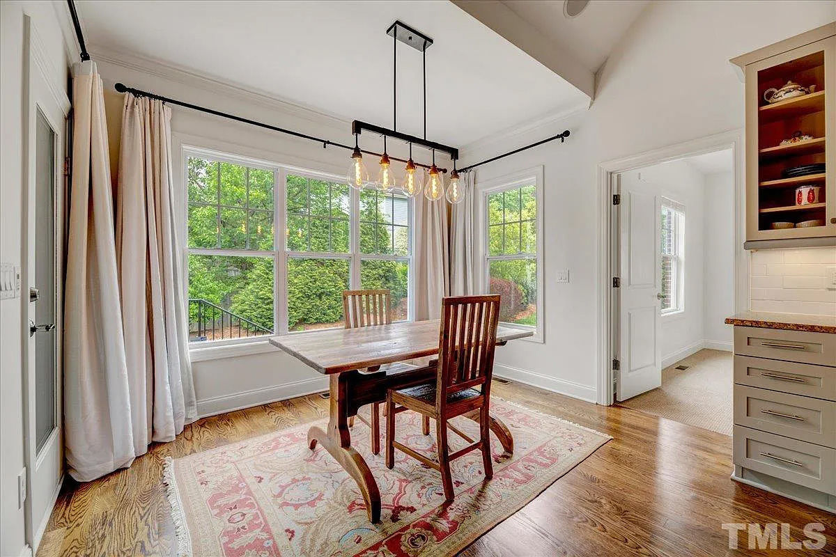 Caul-Group-1216-Shining-Water-Lane-17