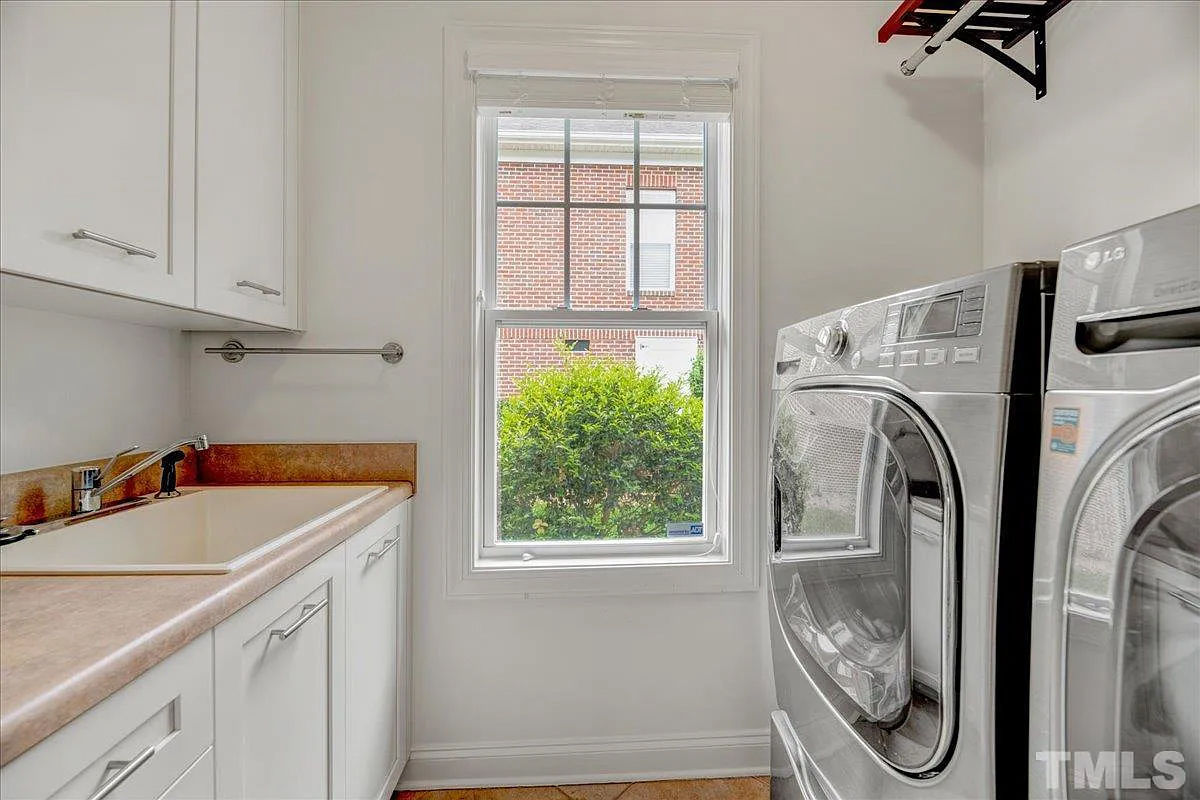 Caul-Group-1216-Shining-Water-Lane-23