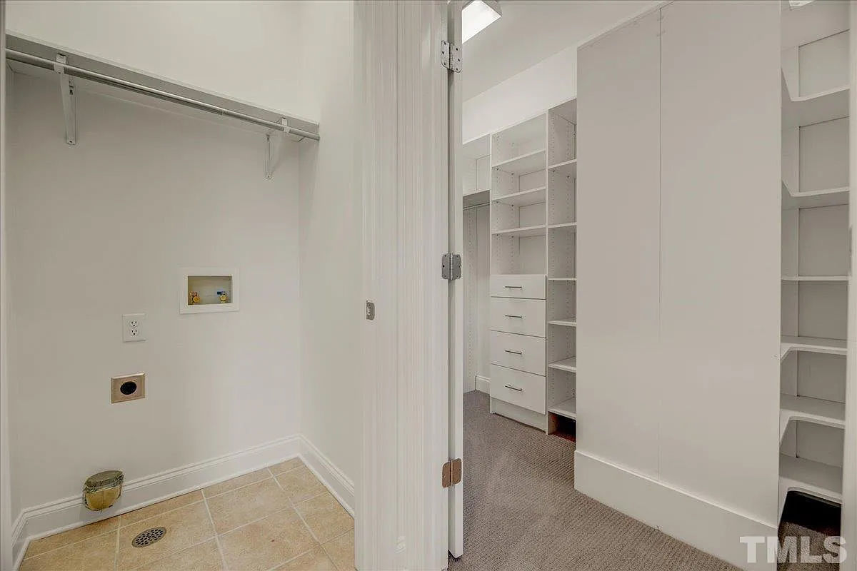 Caul-Group-1216-Shining-Water-Lane-34