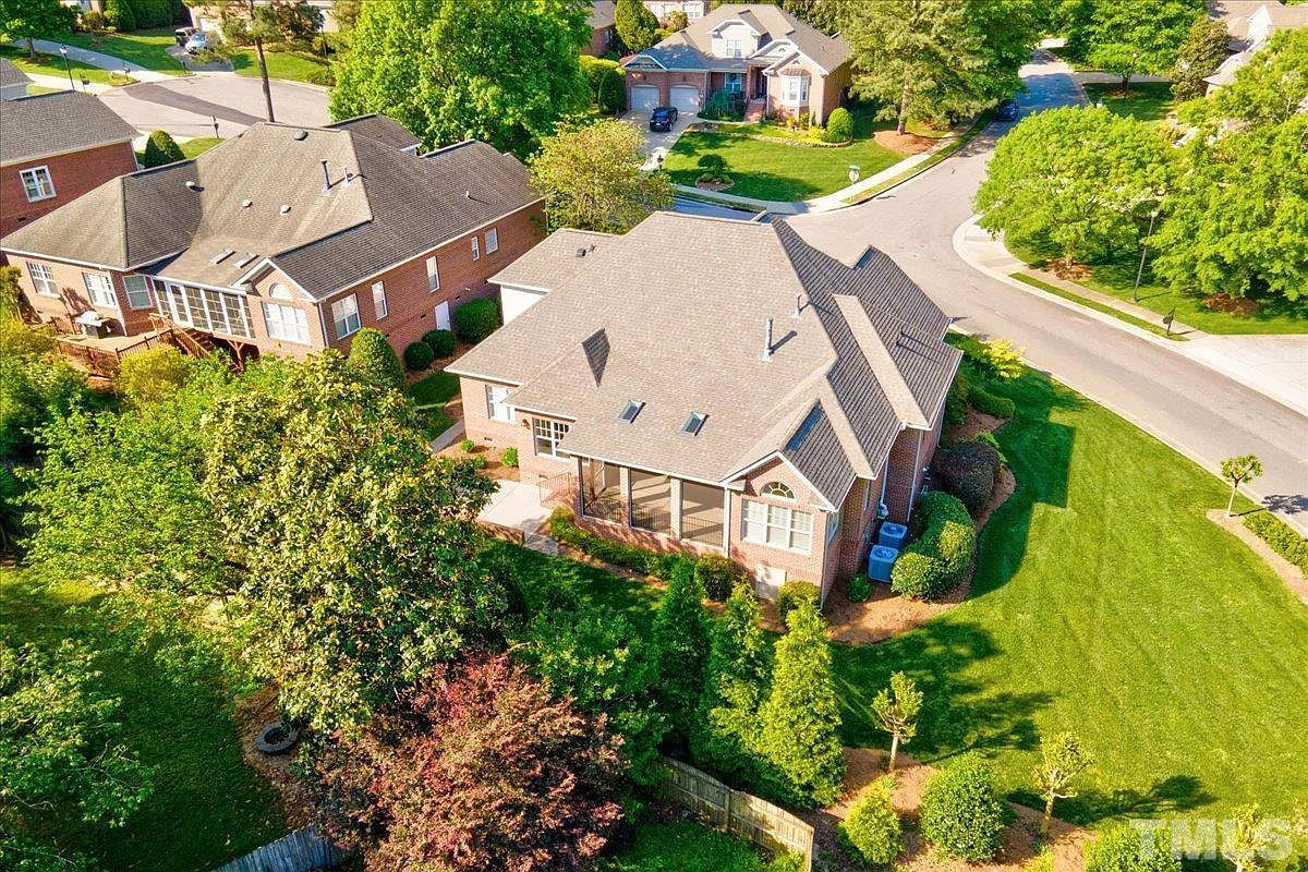 Caul-Group-1216-Shining-Water-Lane-48