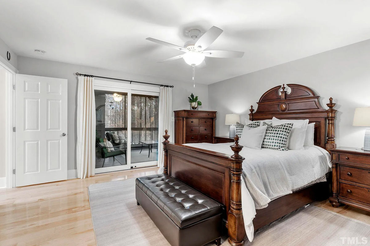 Caul-Group-1216-Teaberry-Court-33