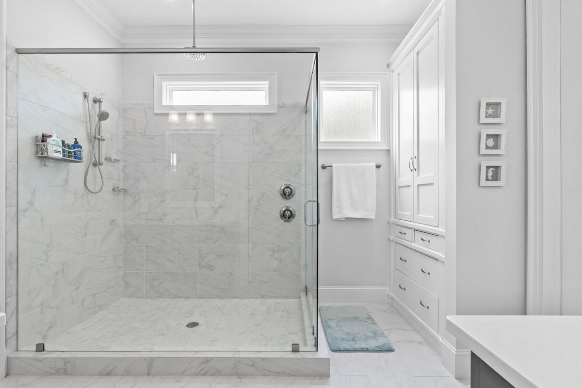 Caul Group-1233 Lowland St-42 master bath