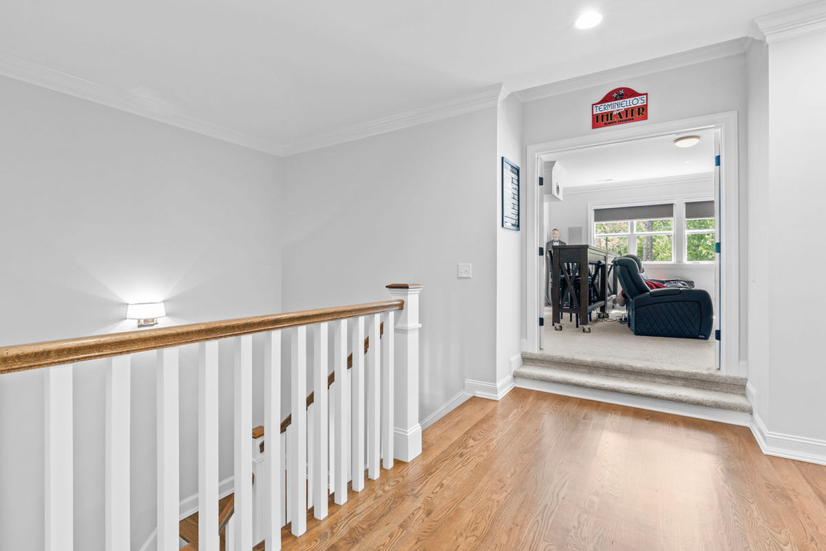 Caul Group-1233 Lowland St-43 us landing