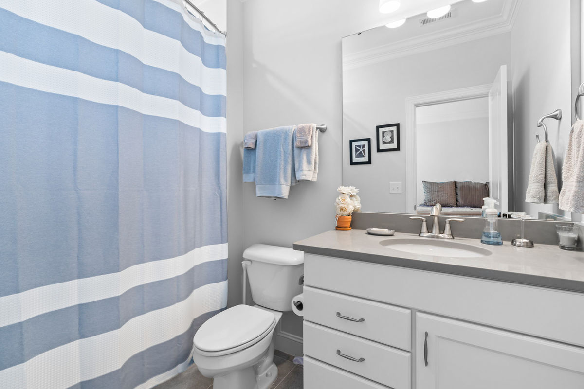 Caul Group-1233 Lowland St-56 bath