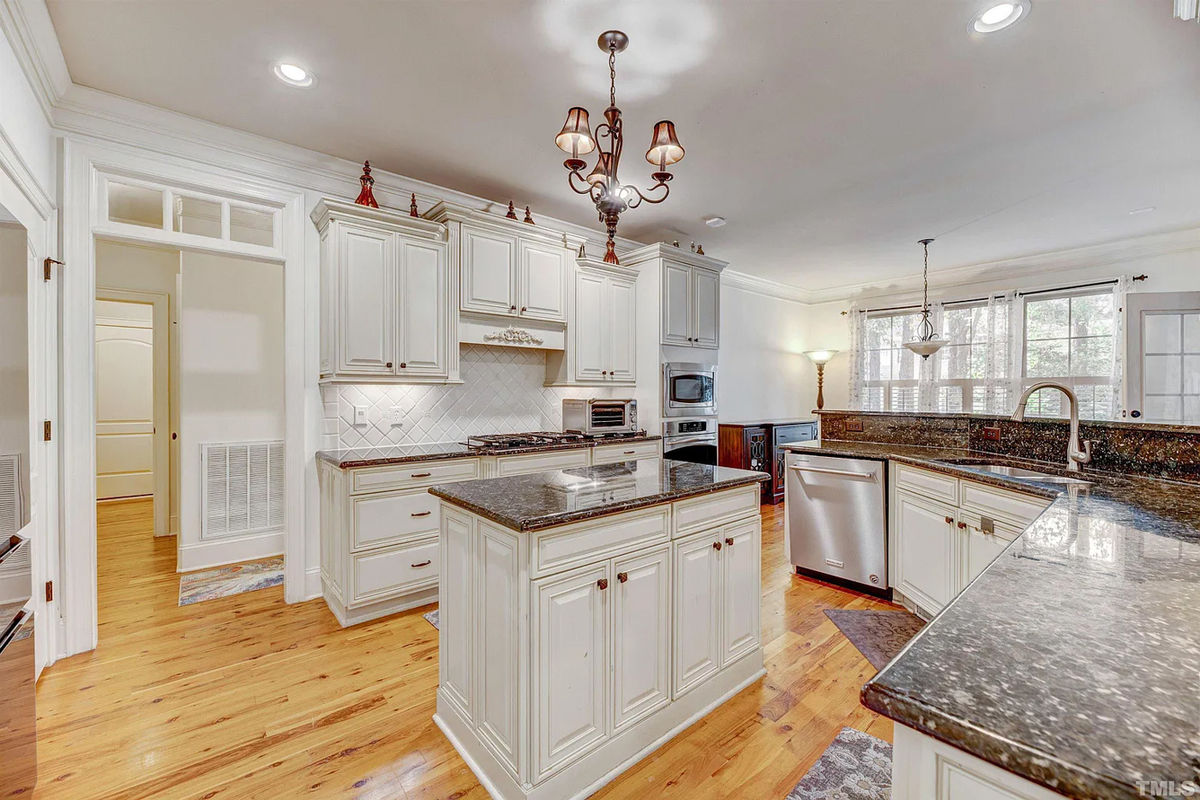 Caul-Group-12805-Rosalie-Street-13