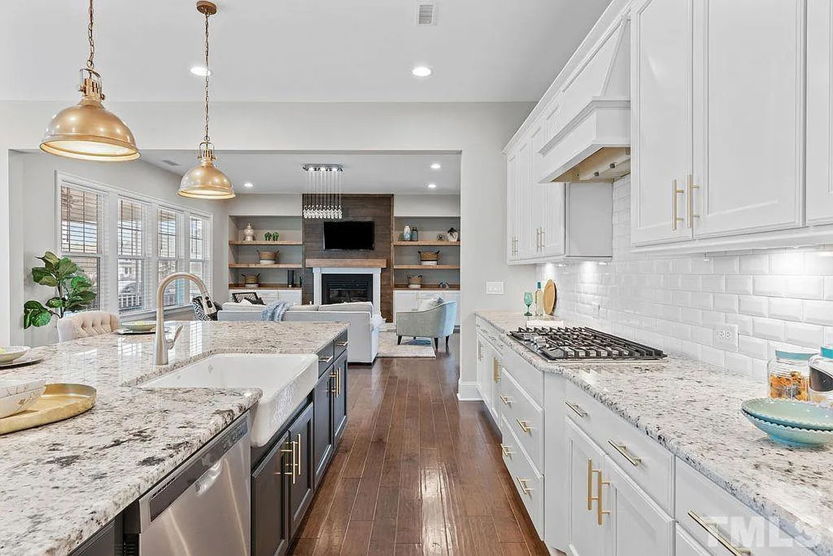 Caul Group-1349-Diamond-Valley-Drive-21