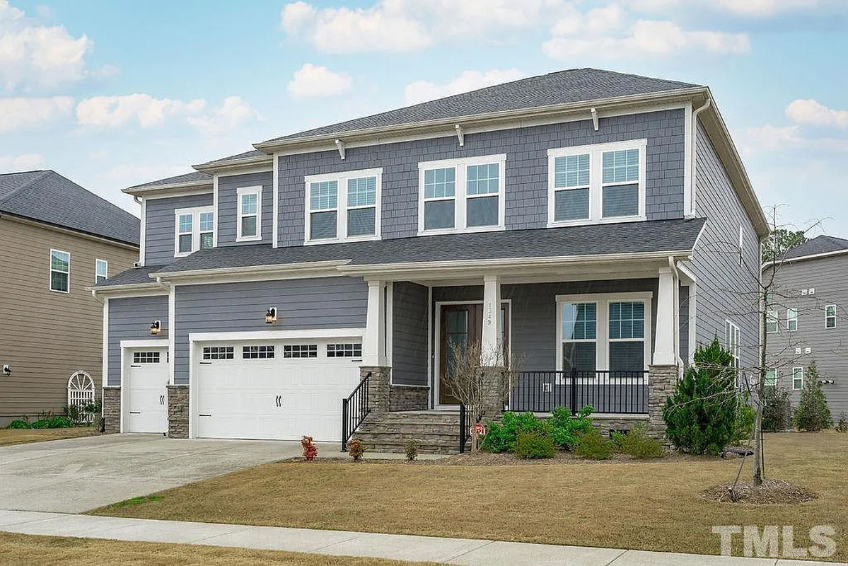 Caul Group-1349-Diamond-Valley-Drive-3