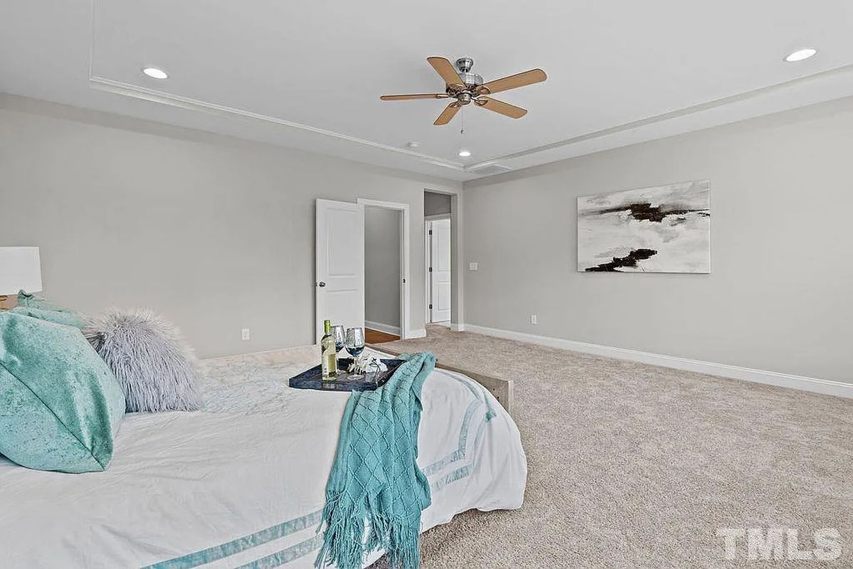 Caul Group-1349-Diamond-Valley-Drive-39