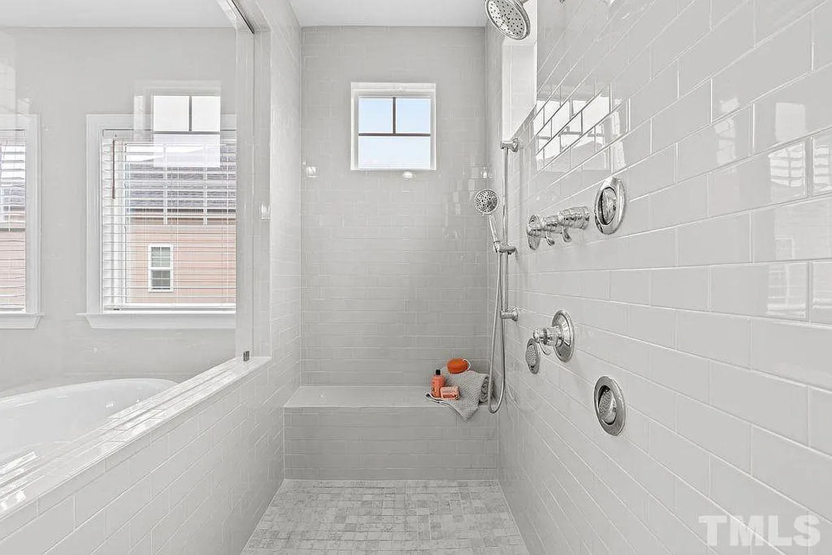 Caul Group-1349-Diamond-Valley-Drive-43