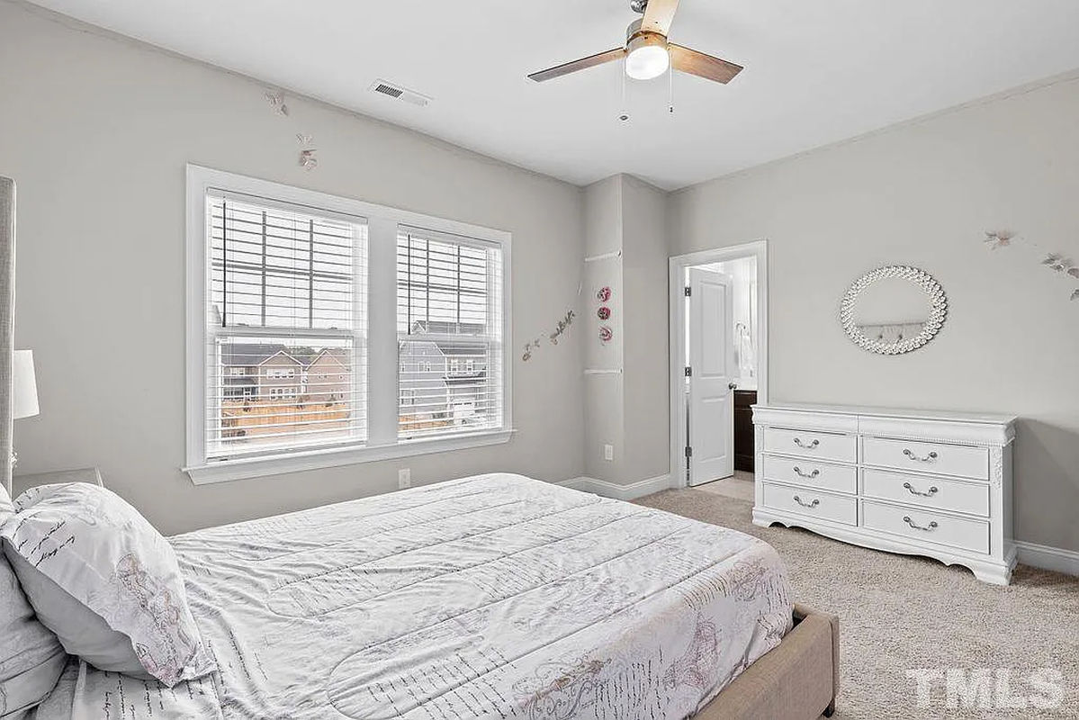 Caul Group-1349-Diamond-Valley-Drive-47