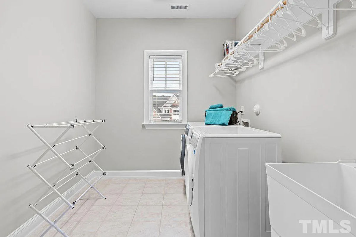 Caul Group-1349-Diamond-Valley-Drive-51