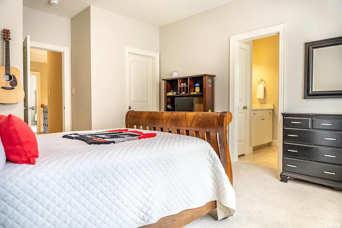 Caul Group-205-Felspar-Way-32