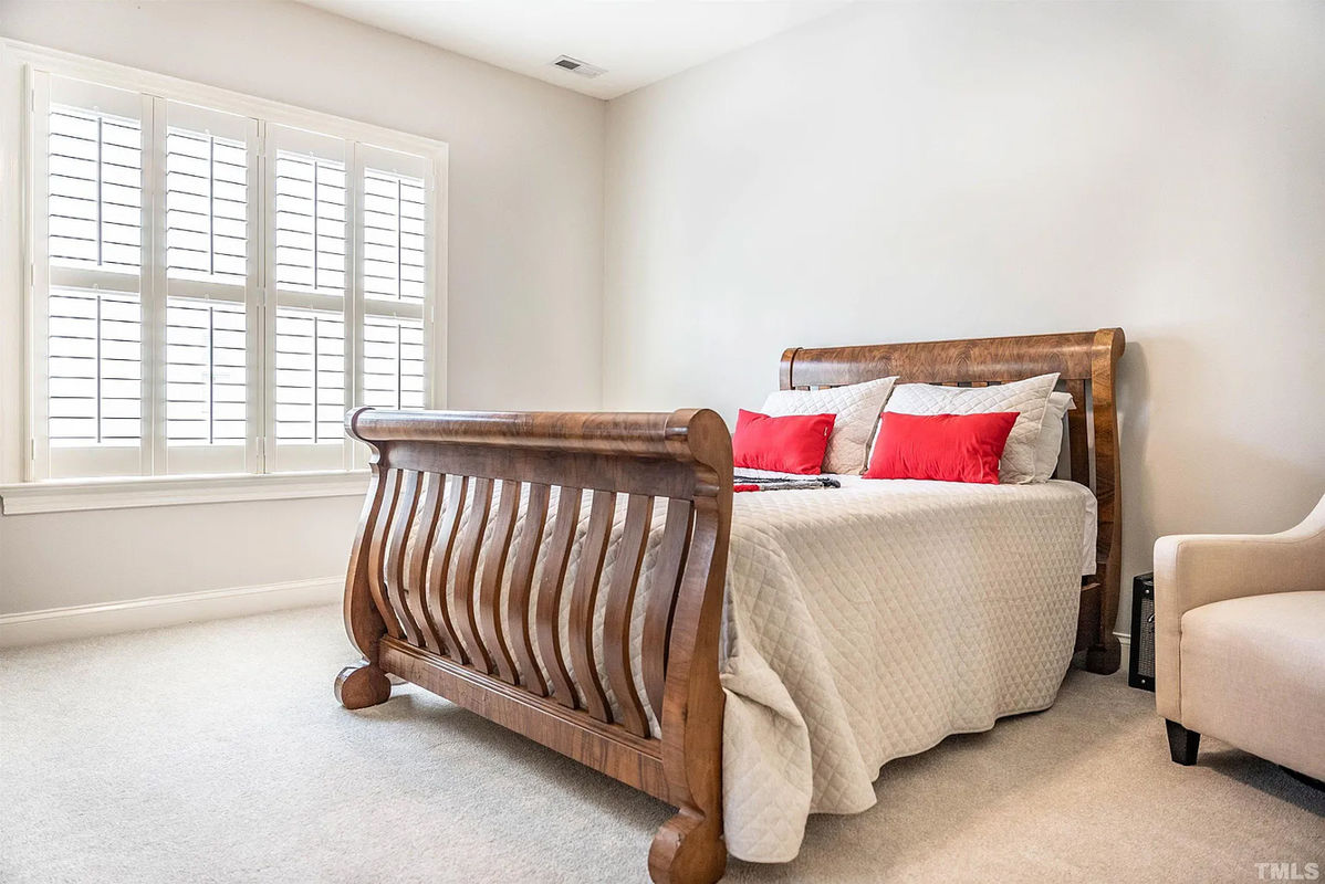 Caul Group-205-Felspar-Way-34