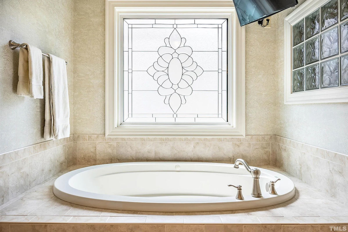 Caul Group-205-Felspar-Way-53