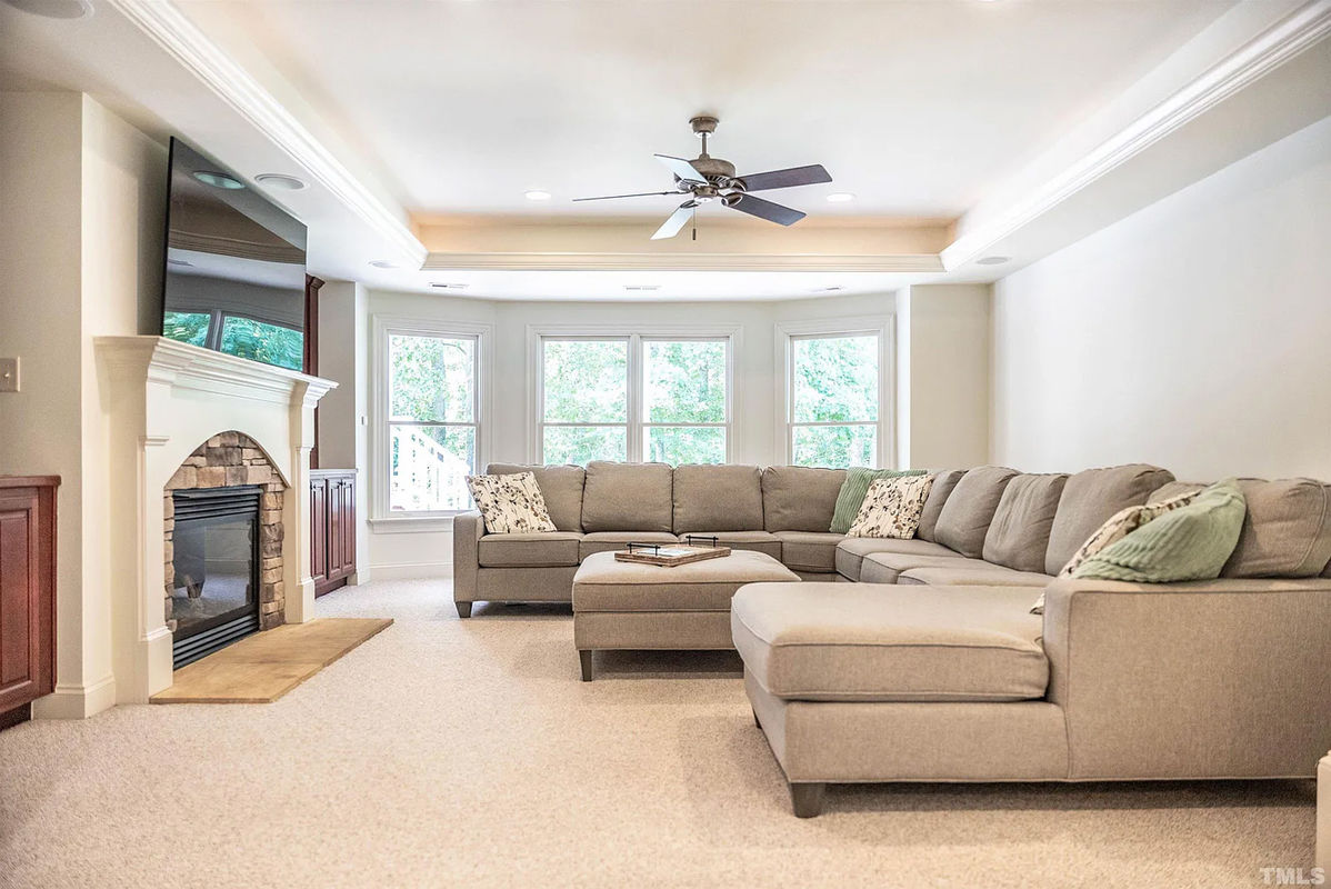 Caul Group-205-Felspar-Way-59