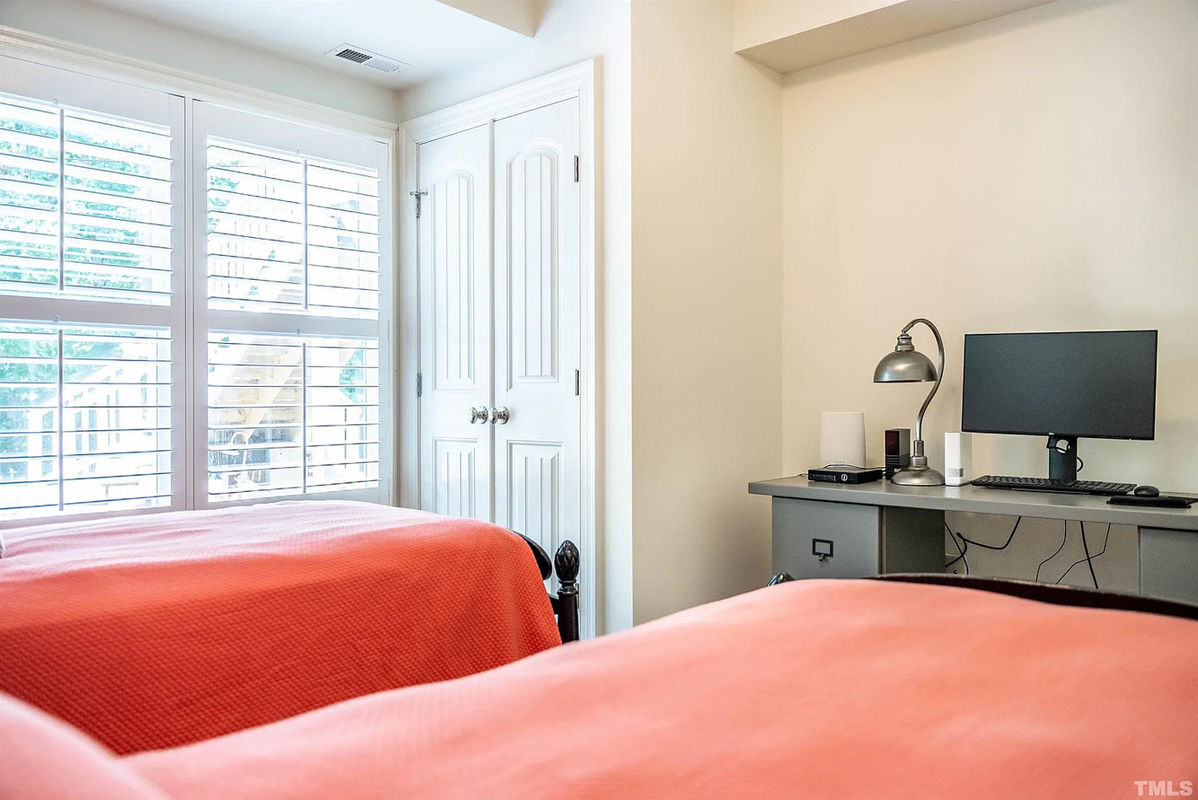 Caul Group-205-Felspar-Way-69