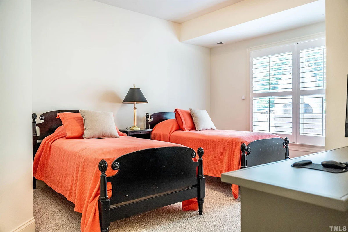 Caul Group-205-Felspar-Way-70