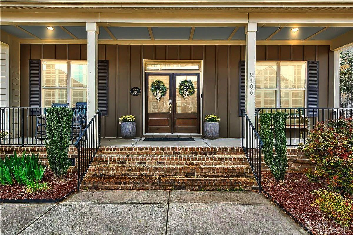 Caul-Group-2100-Vittorio-Lane-1-twilight