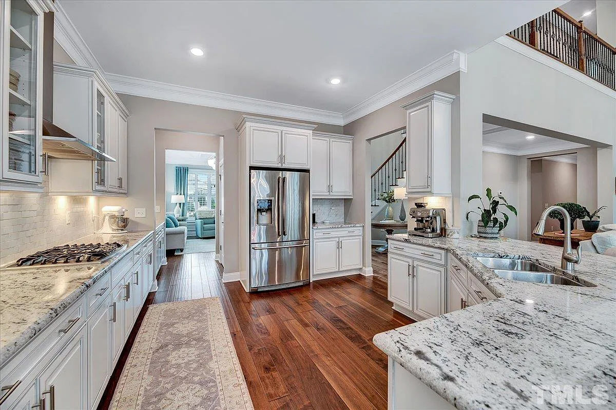 Caul-Group-2100-Vittorio-Lane-16