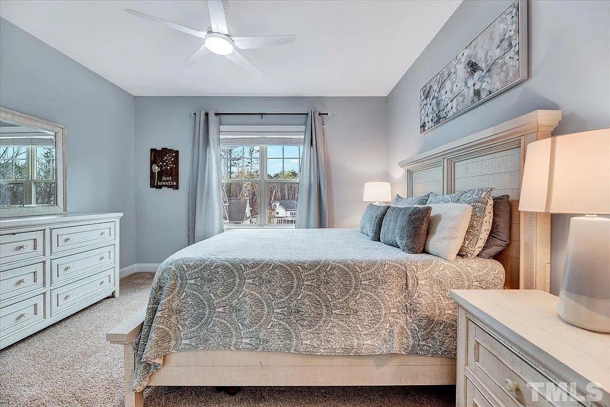 Caul-Group-2100-Vittorio-Lane-33