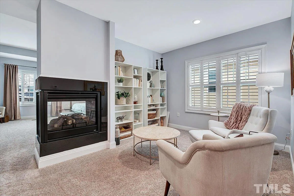 Caul-Group-2100-Vittorio-Lane-41