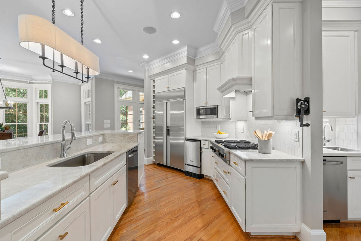 Caul Group-213 Devonbrook-14kitchen