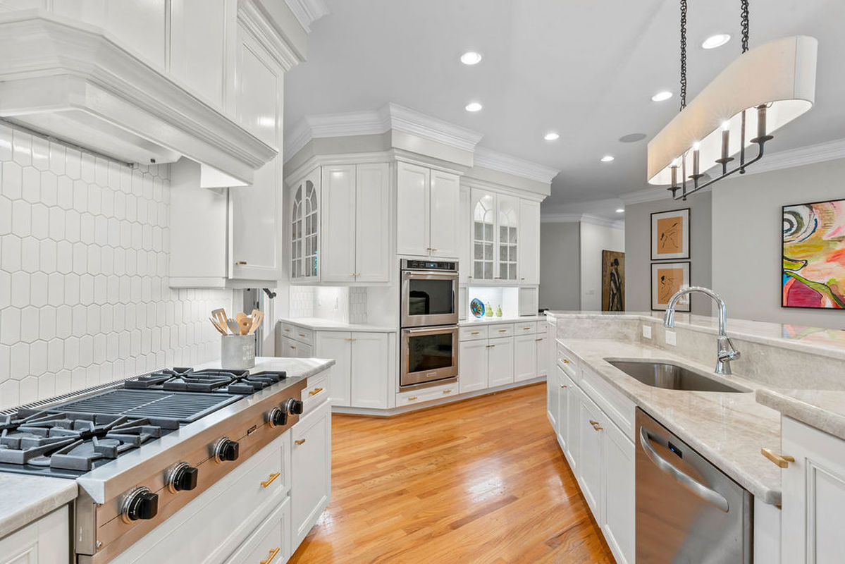 Caul Group-213 Devonbrook-15kitchen