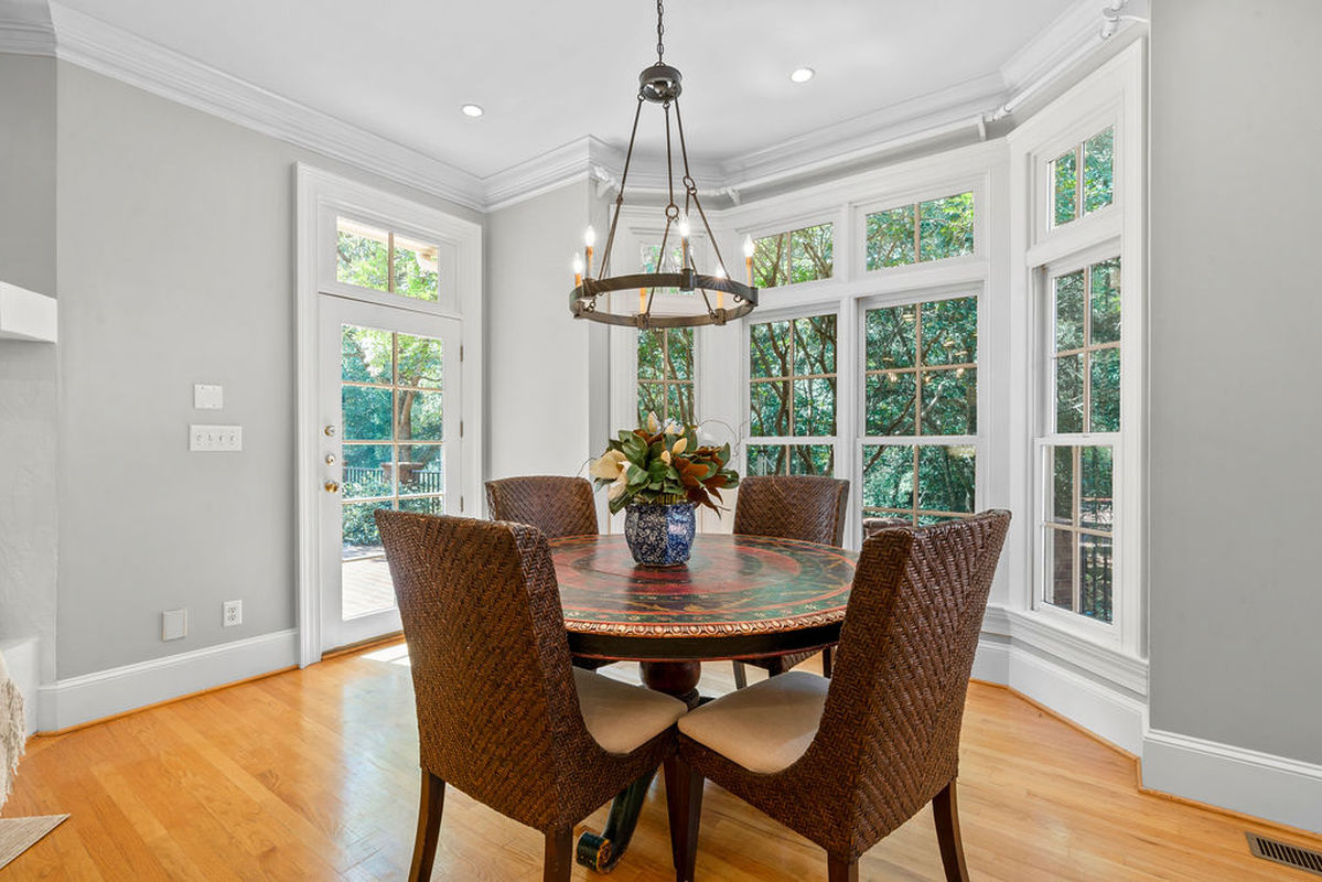 Caul Group-213 Devonbrook-16breakfast