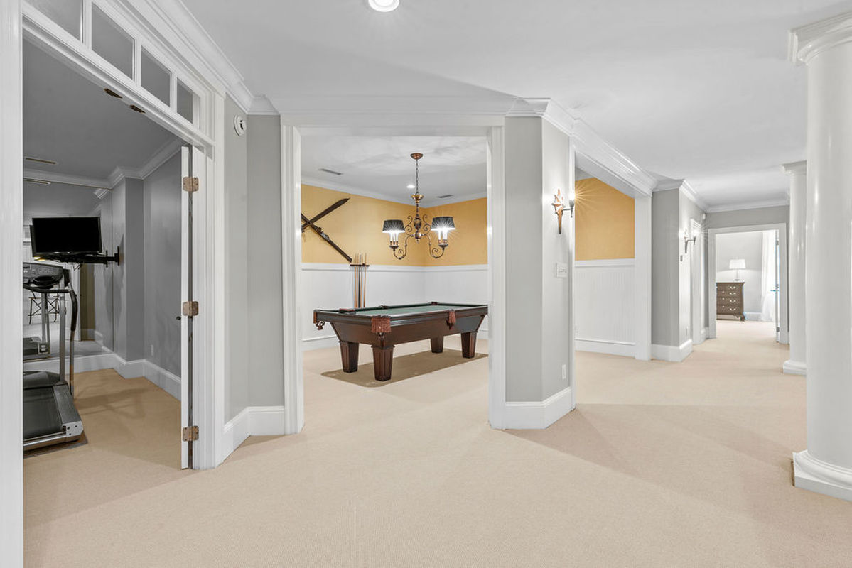 Caul Group-213 Devonbrook-45basement