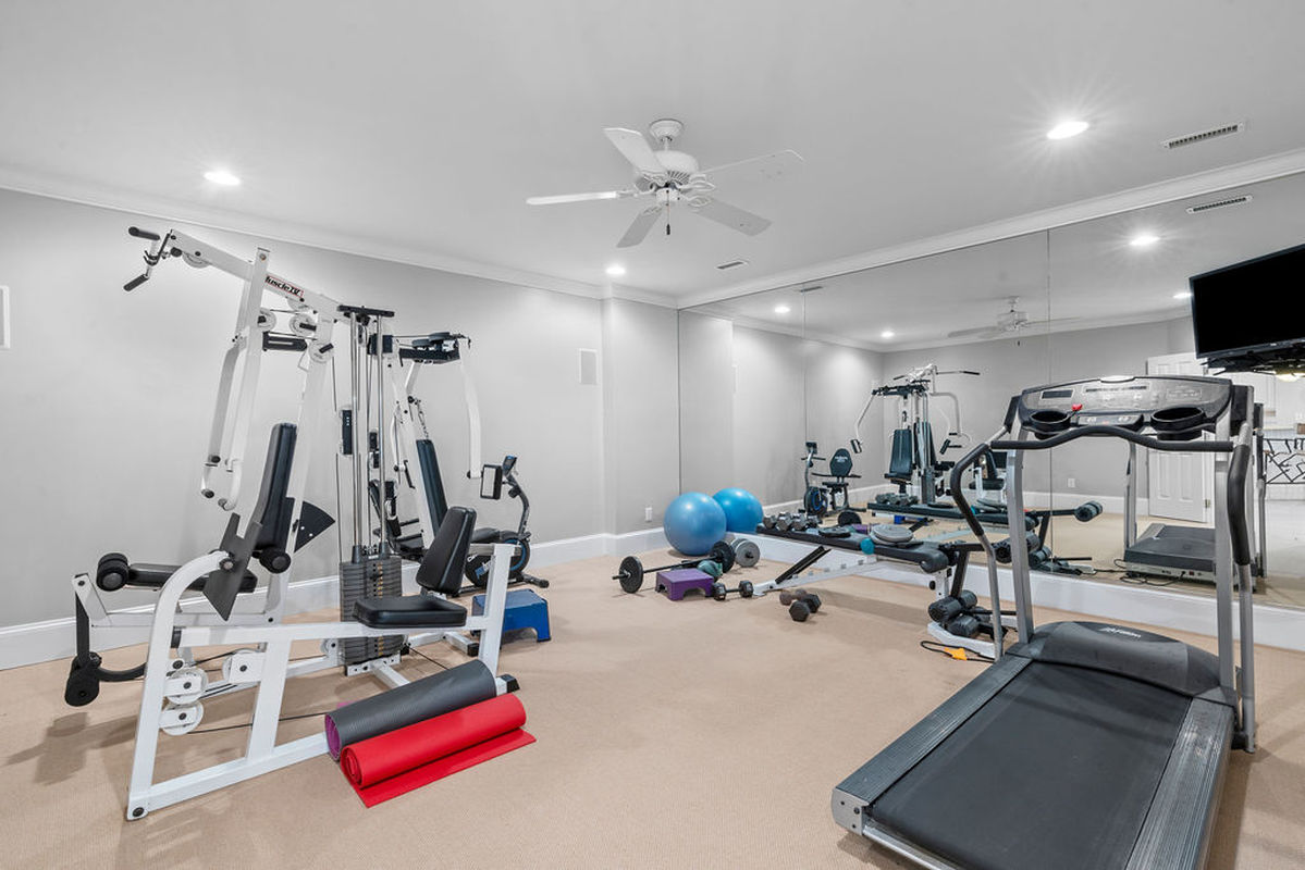 Caul Group-213 Devonbrook-51basementgym