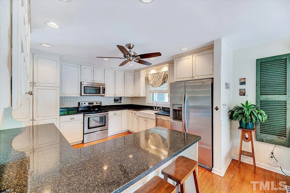 Caul Group-2412-Olive-Chapel-Road-18