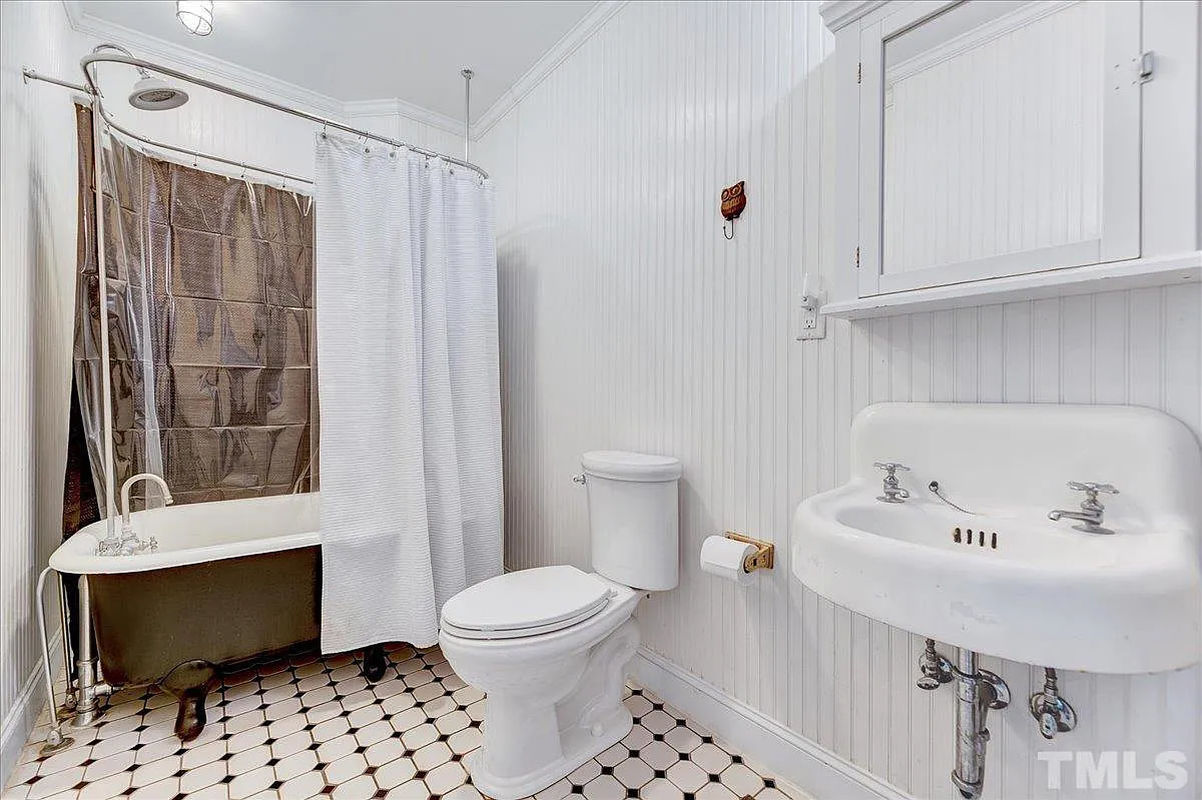 Caul Group-2412-Olive-Chapel-Road-28